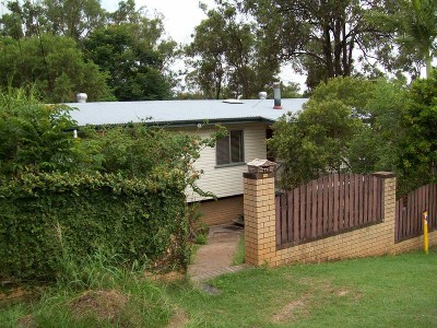 GREAT STARTER FOR FIRST HOME OWNER Picture