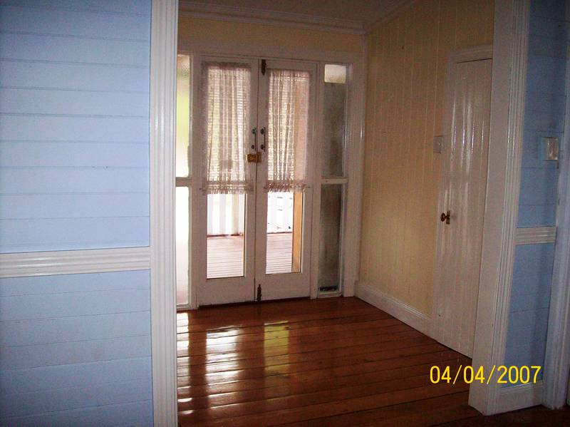 NORTH IPSWICH Picture 2