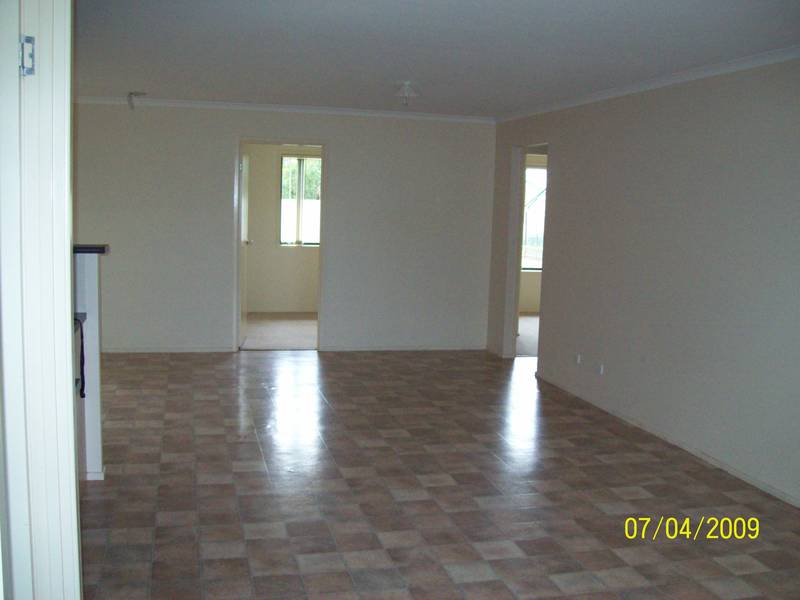 NORTH BOOVAL Picture 3