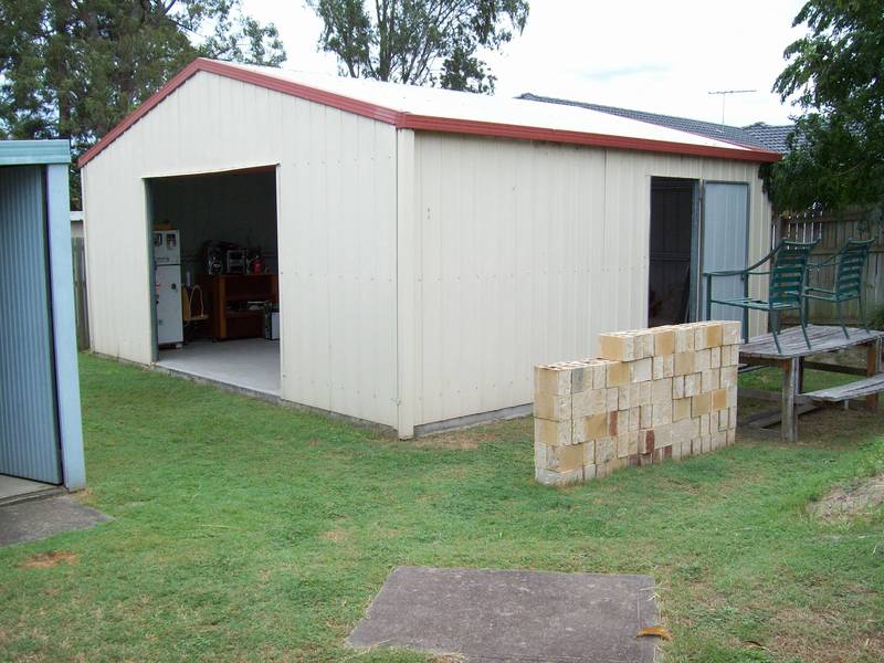 CLOSE TO EVERYWHERE! FIRST HOME BUYERS TAKE NOTE!! Picture 3