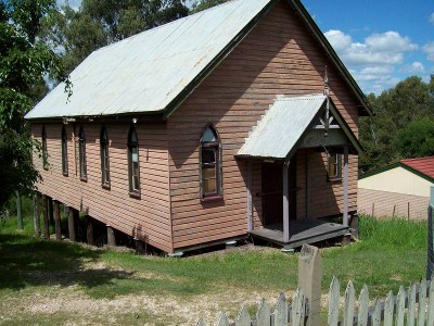 FOR SALE BY TENDER WED 20th MAY @ 4pm Picture