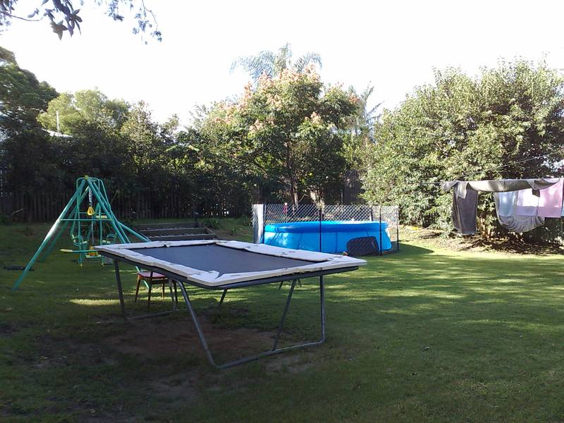 Classic Highset Home in Eastern Heights
-	FOR SALE $325,000 Picture 3