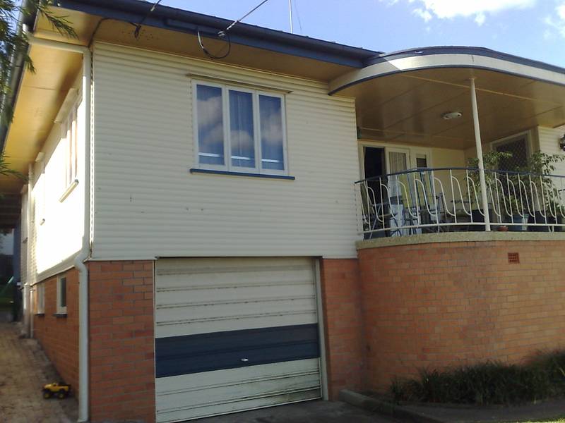 Classic Highset Home in Eastern Heights
-	FOR SALE $325,000 Picture 2