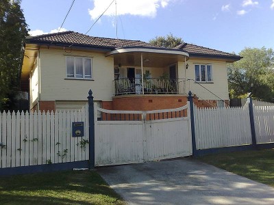 Classic Highset Home in Eastern Heights
-	FOR SALE $325,000 Picture