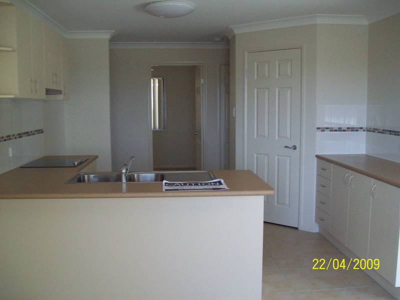 Brand new 4 bedroom lowset brick in Bundamba Picture 1