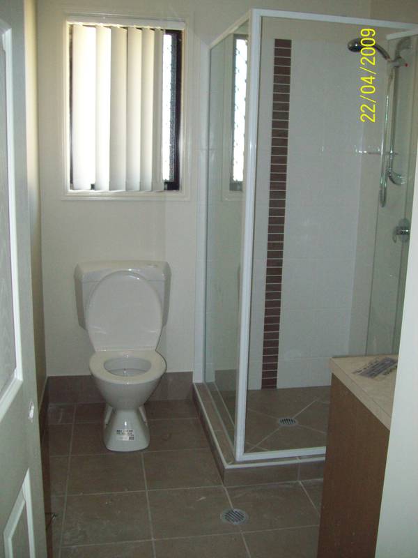 BUNDAMBA - 2 WEEKS FREE RENT! Picture 2