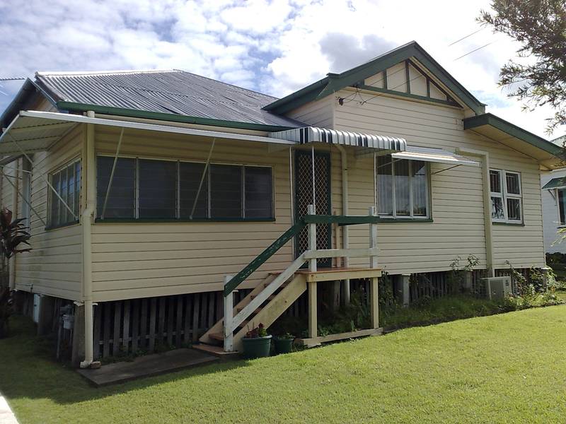 Loaded With Potential in Newtown	$265,000 Picture 2