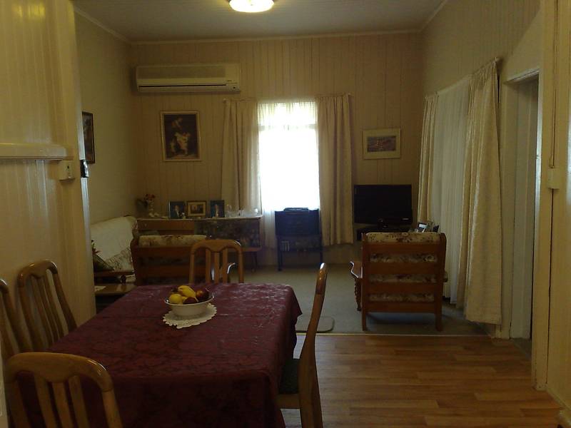 Loaded With Potential in Newtown	$265,000 Picture 3