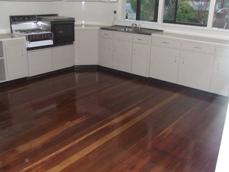 Beautifully Presented Home.... Picture 2