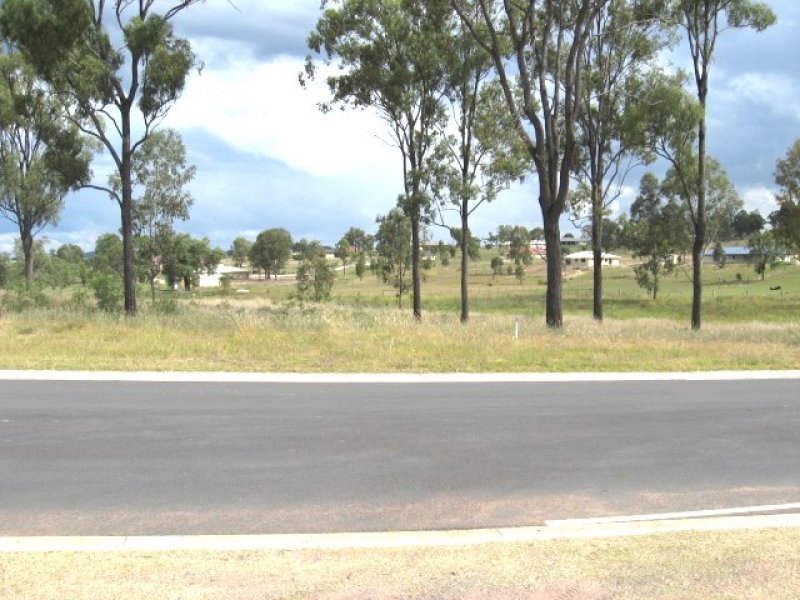 FAIRWAYS ESTATE - LARGE BLOCK SMALL PRICE Picture 2