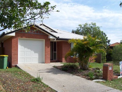 FANTASTIC VALUE WITH 4 BEDROOMS! Picture FANTASTIC VALUE WITH 4 BEDROOMS! Picture