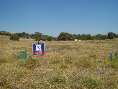 ACREAGE WITH GREAT VIEWS - LOWOOD Picture