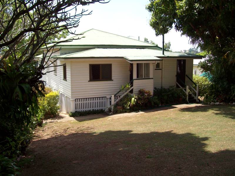 FABULOUS DENMARK HILL LOCATION - $395,000 Picture 3