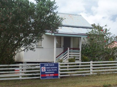 3 Bedrooms only $235,000neg, you won't find cheaper!!!! Picture