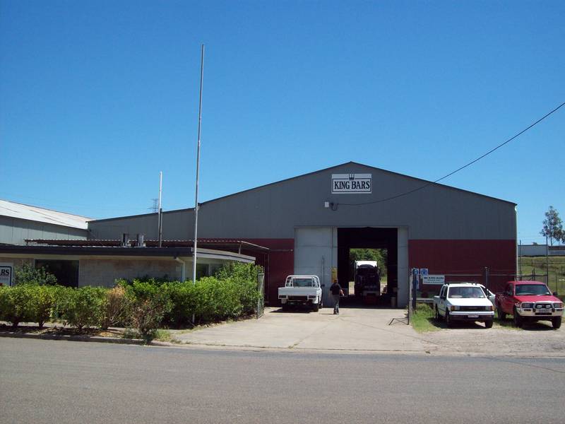 BIG AREA, EXCELLENT LOCATION Picture 3