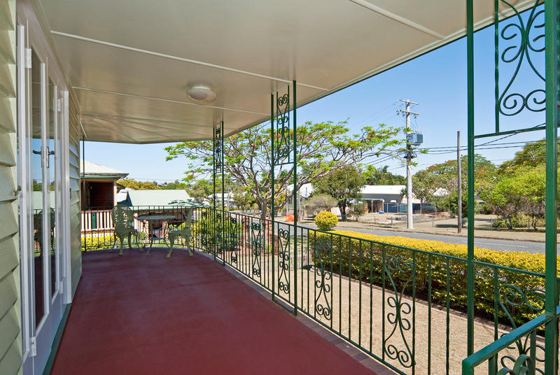 PRIME IPSWICH REAL ESTATE!! Picture 2