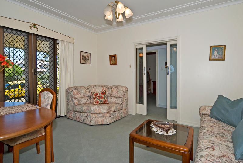 PRIME IPSWICH REAL ESTATE!! Picture 3