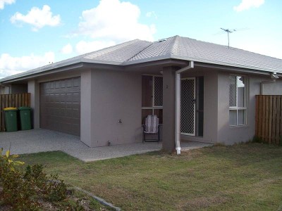 FABULOUS 3 BEDROOM DUPLEX WITH ENSUITE!! Picture FABULOUS 3 BEDROOM DUPLEX WITH ENSUITE!! Picture