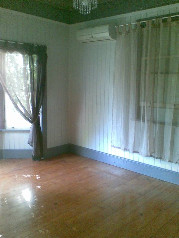 NORTH IPSWICH Picture 3