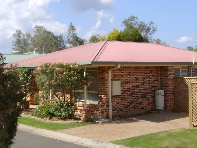 CHURCHILL - Fully Furnished Picture 3