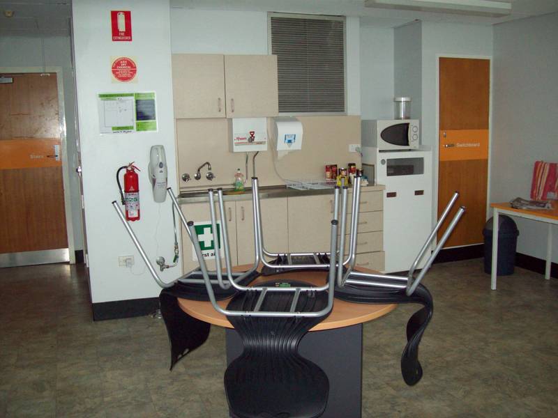 PROMINENT CBD OFFICE SPACE Picture 3