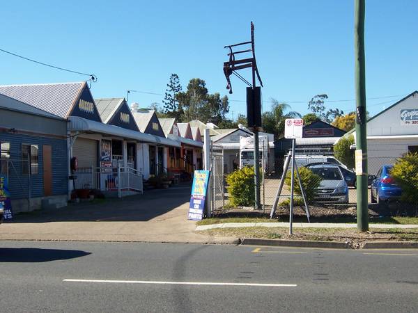 WEST IPSWICH RETAIL SPACE Picture 2