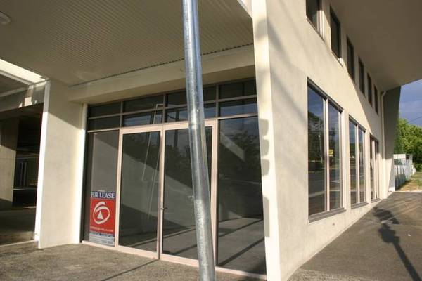 BRAND NEW - IPSWICH CENTRAL Picture 2