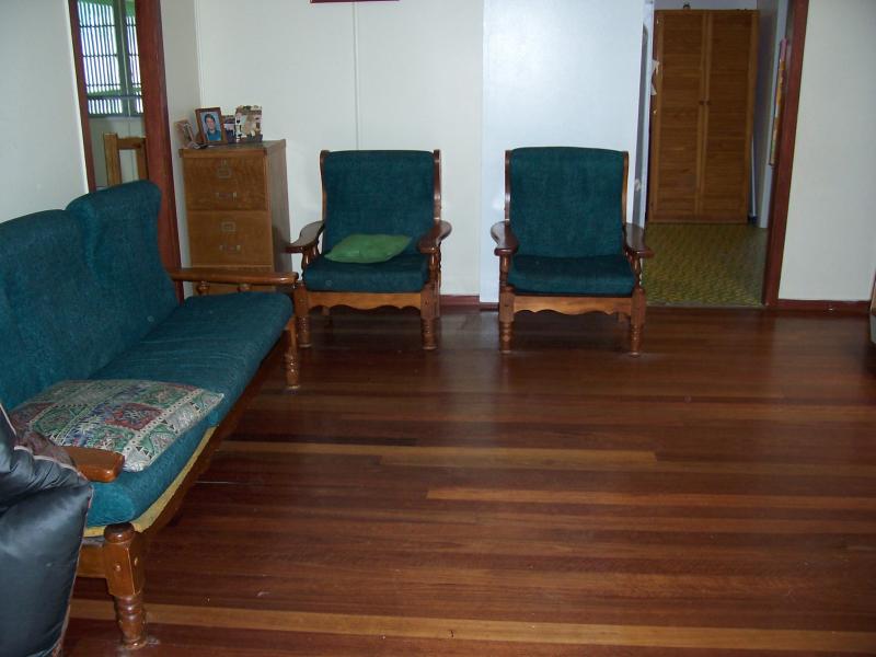 EASTERN HEIGHTS Picture 3