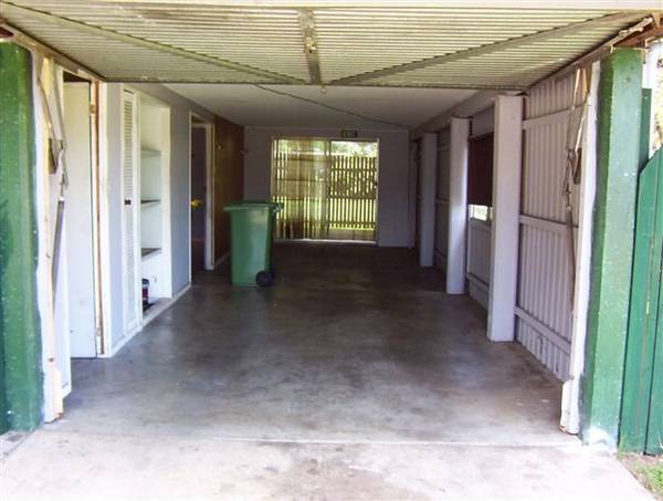 MASSIVE PRICE REDUCTION!!! YOU HAVE TO BE JOKING?! Picture 2