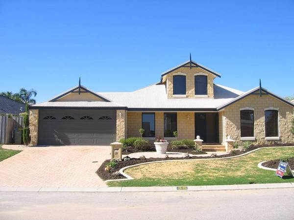 Loft Home Plus Pool Picture 1
