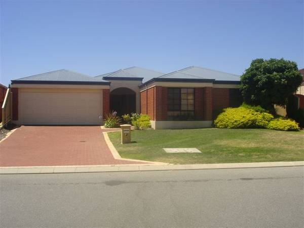 Swim at the Beach, Play at the Park! Picture 1