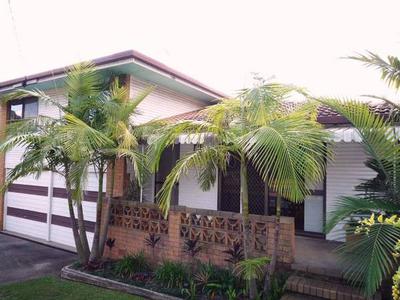 RURAL LIFESTYLE AT WARNER! $379,000 negotiable Picture RURAL LIFESTYLE AT WARNER! $379,000 negotiable Picture