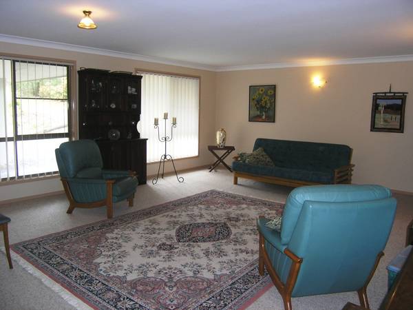 ESCAPE FROM THE BIG CITY PRESSURE Picture 3