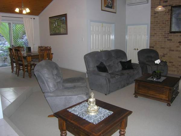 Absorb the Quality of Acreage Lifestyle Picture