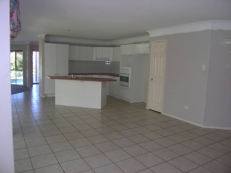 A Private Botanical Garden + $500 free rent if leased by Feb 20th! Picture