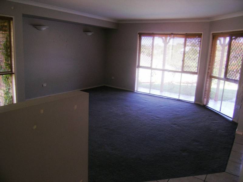 A Private Botanical Garden + $500 free rent if leased by Feb 20th! Picture