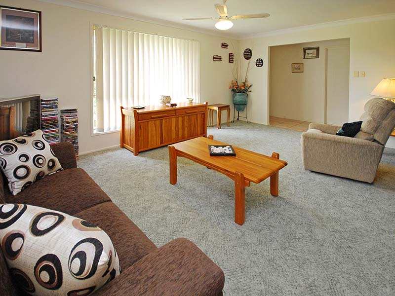 VENDOR WANTS IT SOLD!!! Picture 2