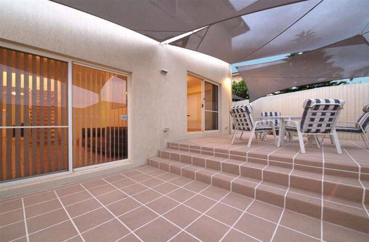 Simply Stunning Picture 2