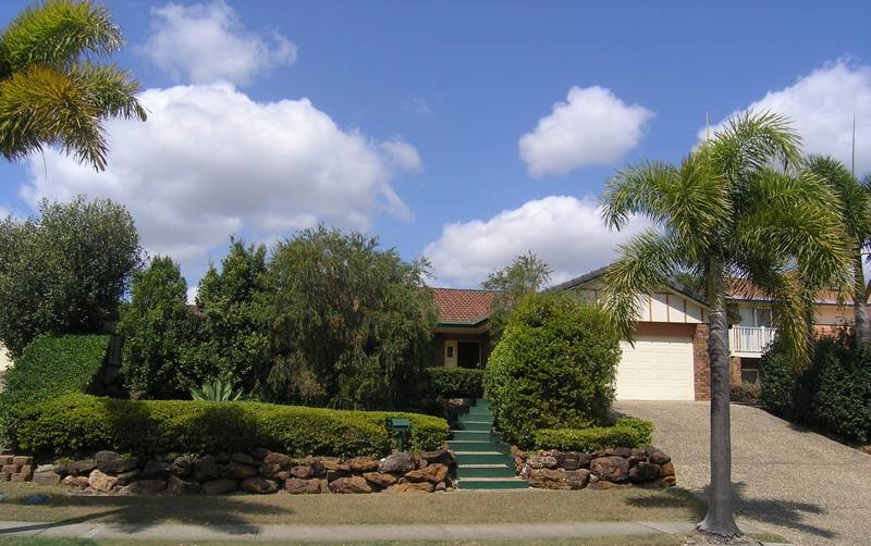 Family Entertainer - Picture 1