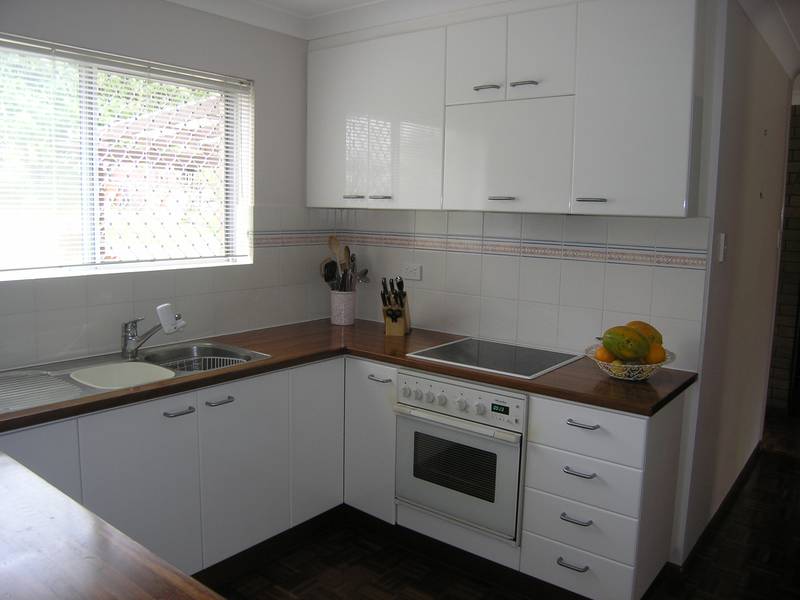 A PERFECT HOUSE IN A PERFECT SETTING Picture 3