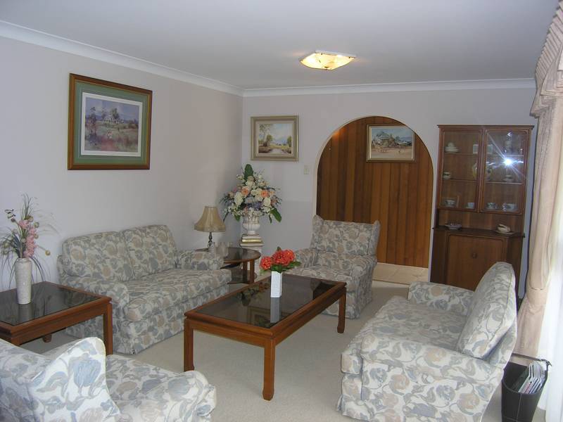 A PERFECT HOUSE IN A PERFECT SETTING Picture 2