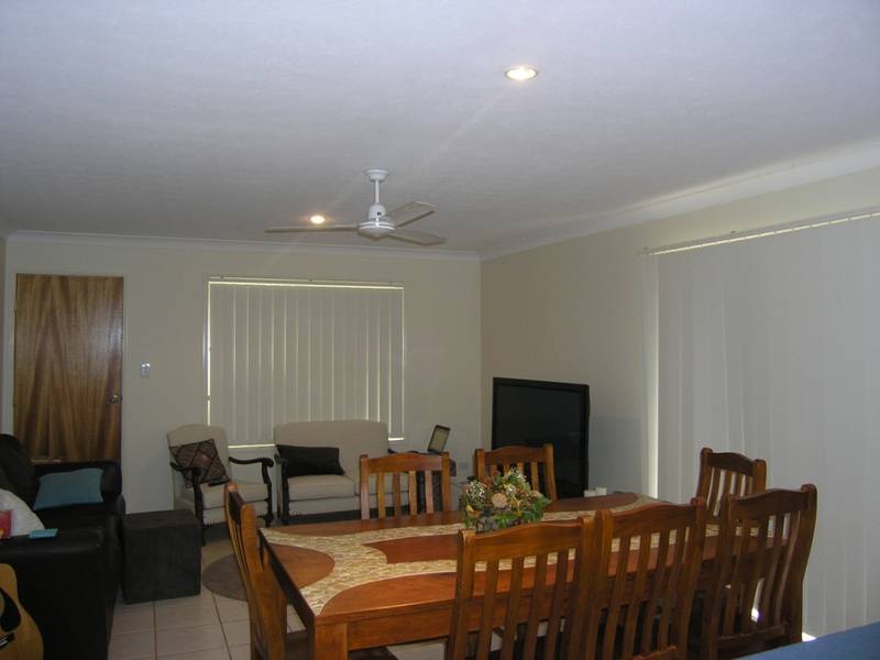 Your Own Courtyard Picture 3