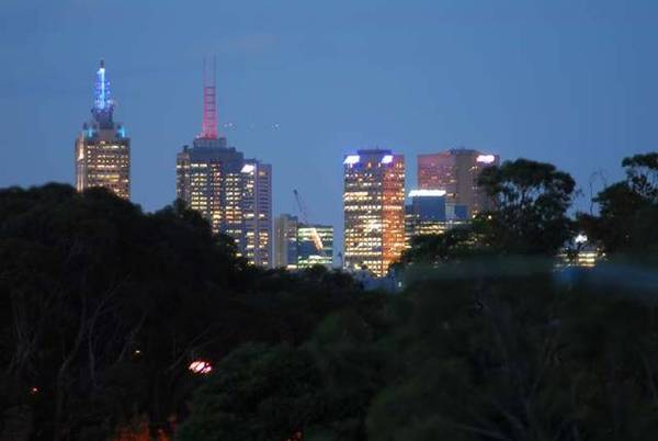 VIEWS FROM EVERY ROOM! Picture 1