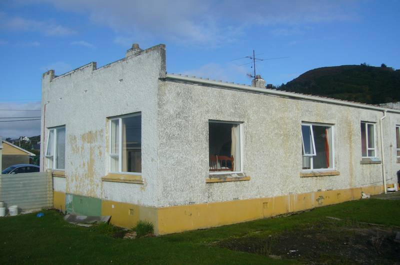 ** HUGE PRICE REDUCTION ** NOW UNDER $100,000 Picture 3