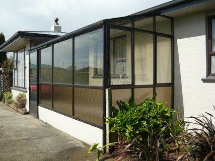 Handy to Hargest Picture