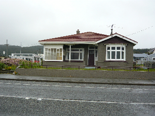 Awaiting a Tenant Picture 2