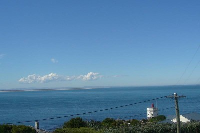 SOUTHERN SEA VIEWS Picture