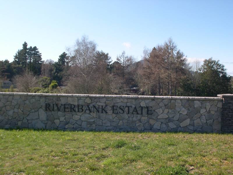 RANGATIRA PARK Picture 2