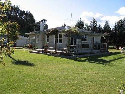 RABBITERS COTTAGE - ACACIA BAY Picture