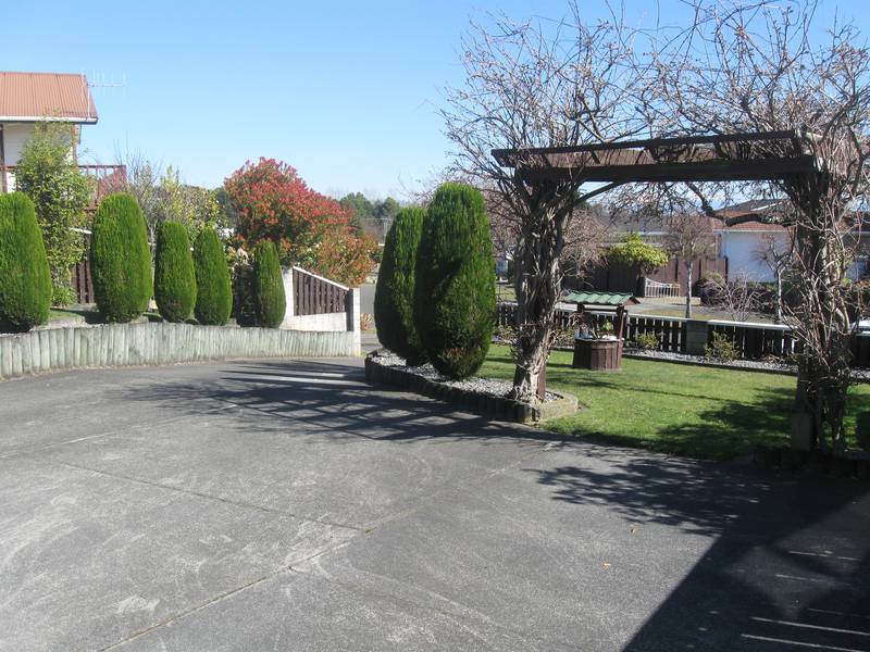 RICHMOND HEIGHTS Picture 2